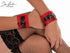 SiaLinda: Armbänder Fußfesseln Serie Soft BDSM Leder rot - schwarz | Bondage Armfesseln - SiaLinda.com